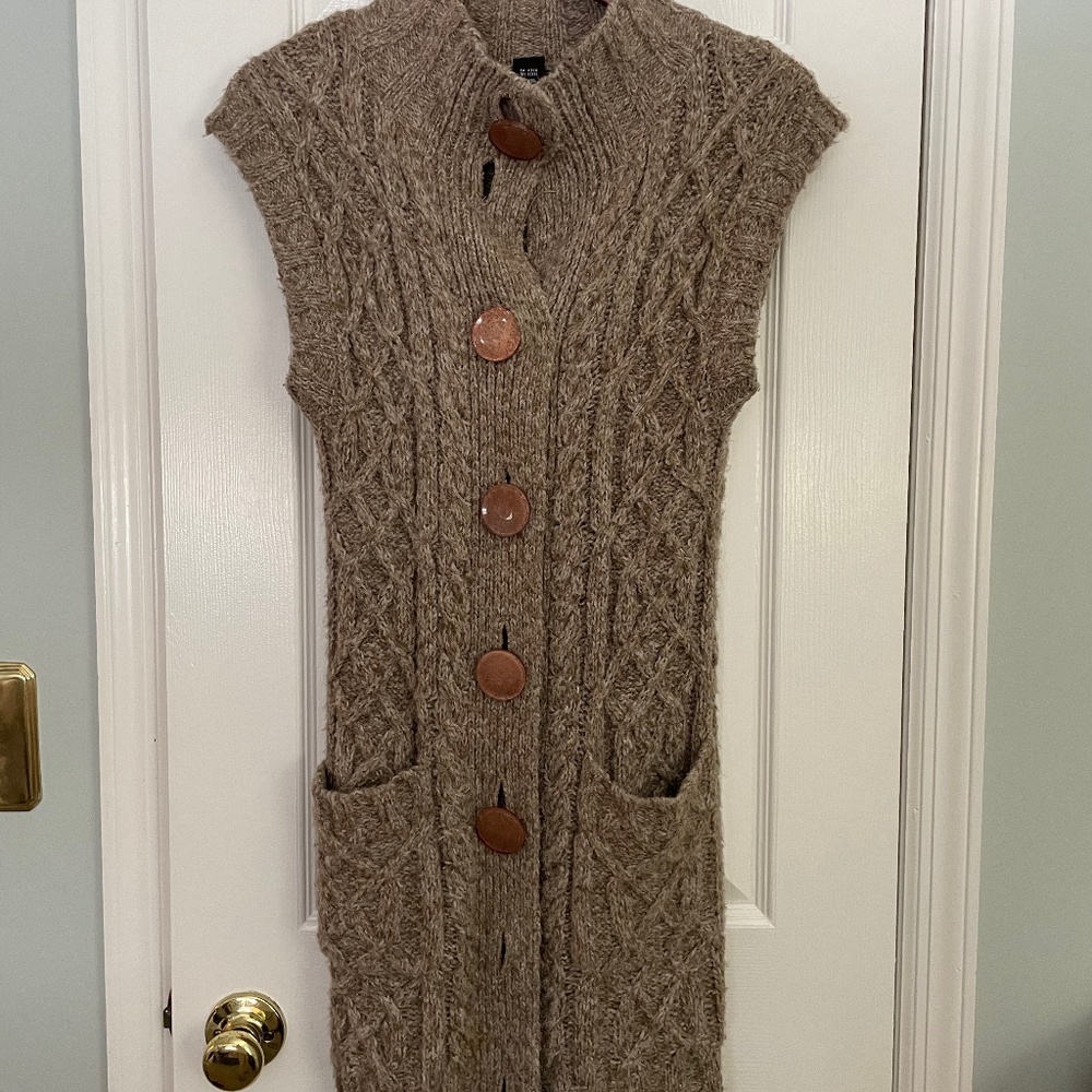 Sleeveless Sweater